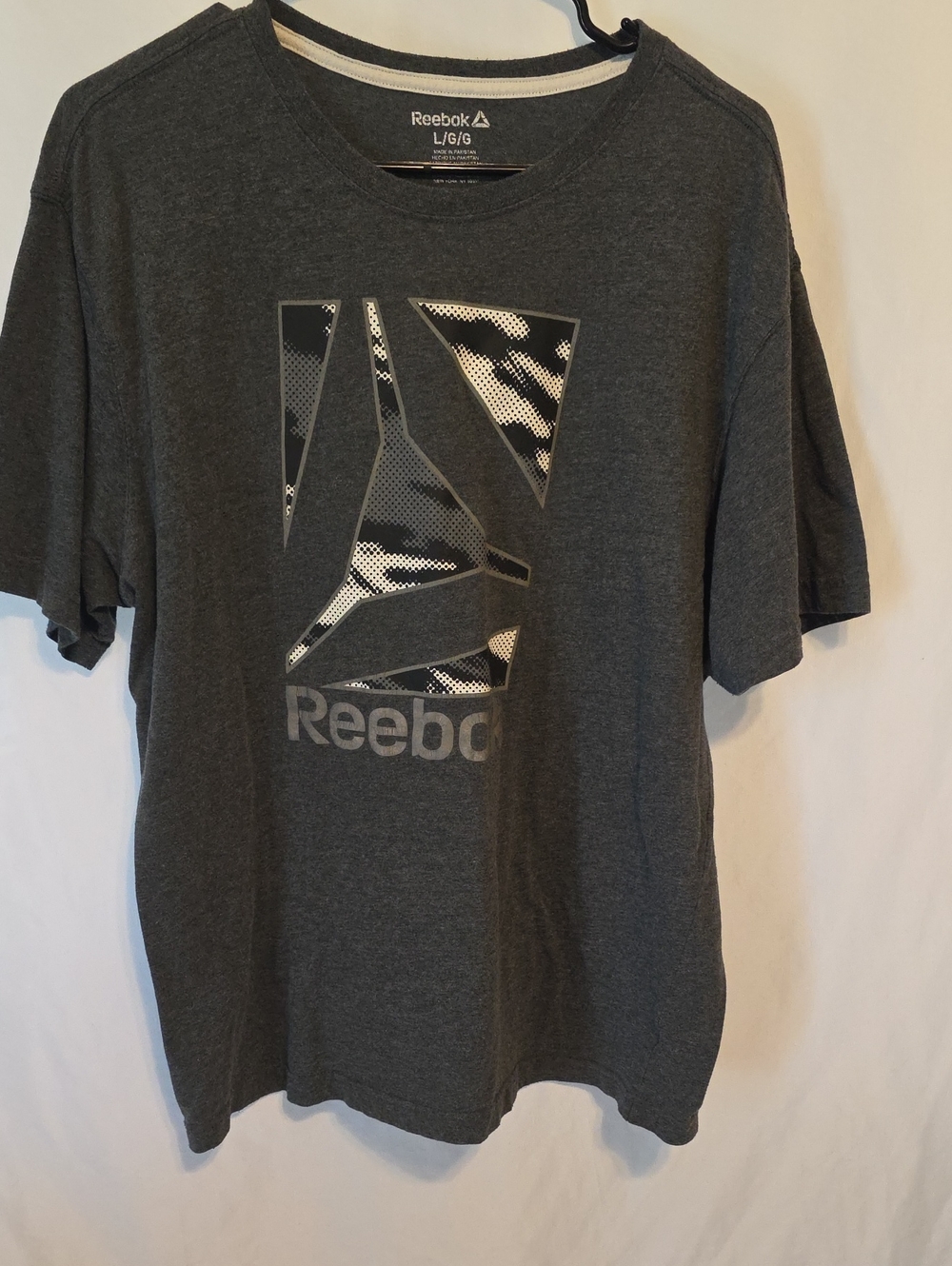 Reebok Men’s Charcoal Graphic Logo Tee